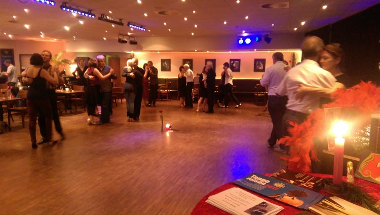 Tango_TanzflacheIMAG1925