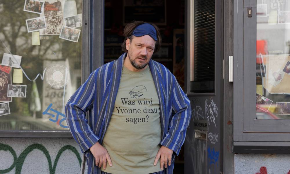 DerHeldVomBahnhofFriedrichstraße_02