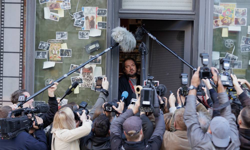 DerHeldVomBahnhofFriedrichstraße_03